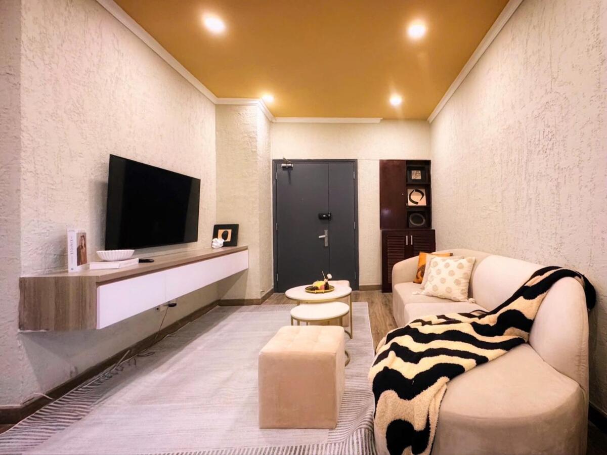 Skyline Luxeretreat 3br 4ba Walk To Bui Vien Apartment *